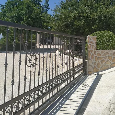 Apartment Nives Trogir Exterior foto