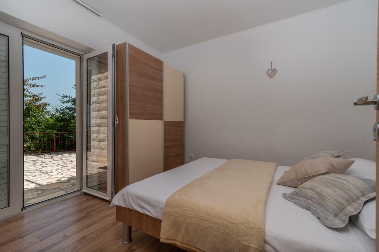Nives Apartament Trogir